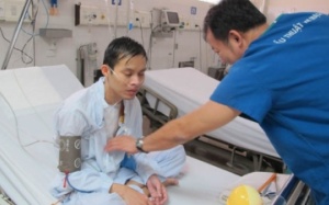 Lần đầu tiên thay van tim tại mỏm tim